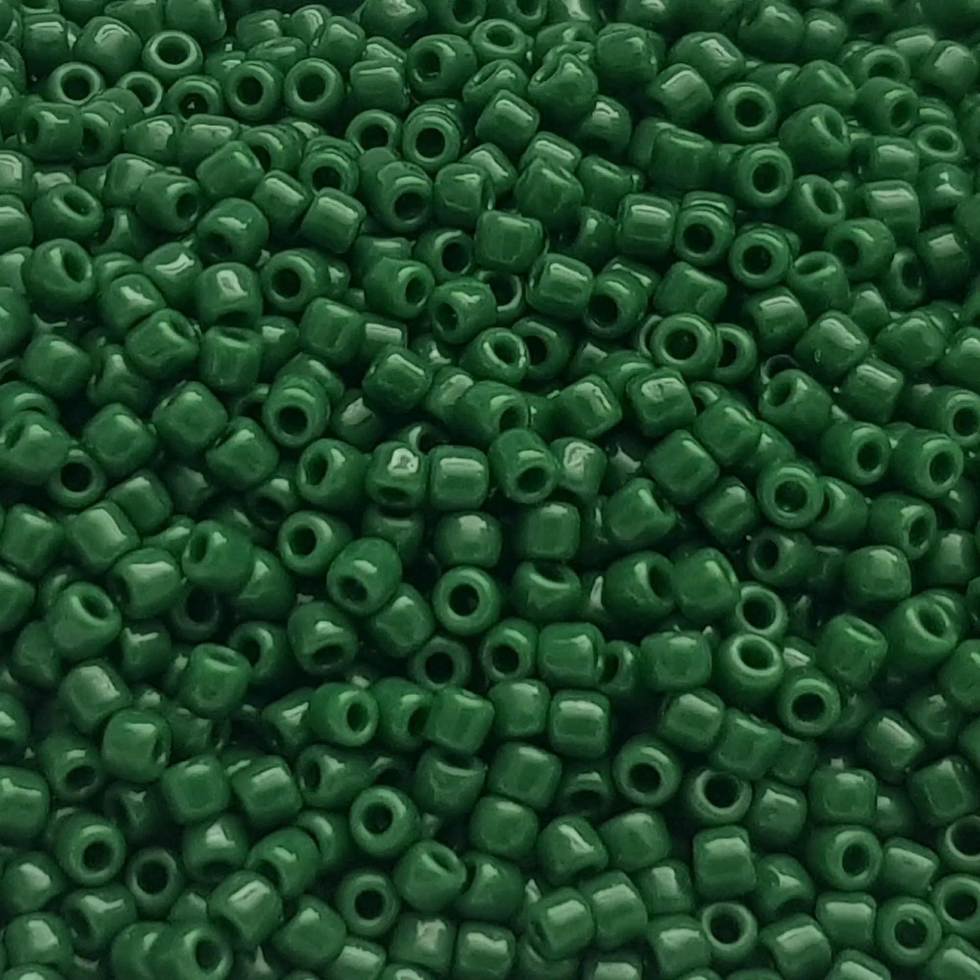 11/0 TR-47H Pine Green Opaque 10g/30g Round Toho Seed Beads | Beading Supply