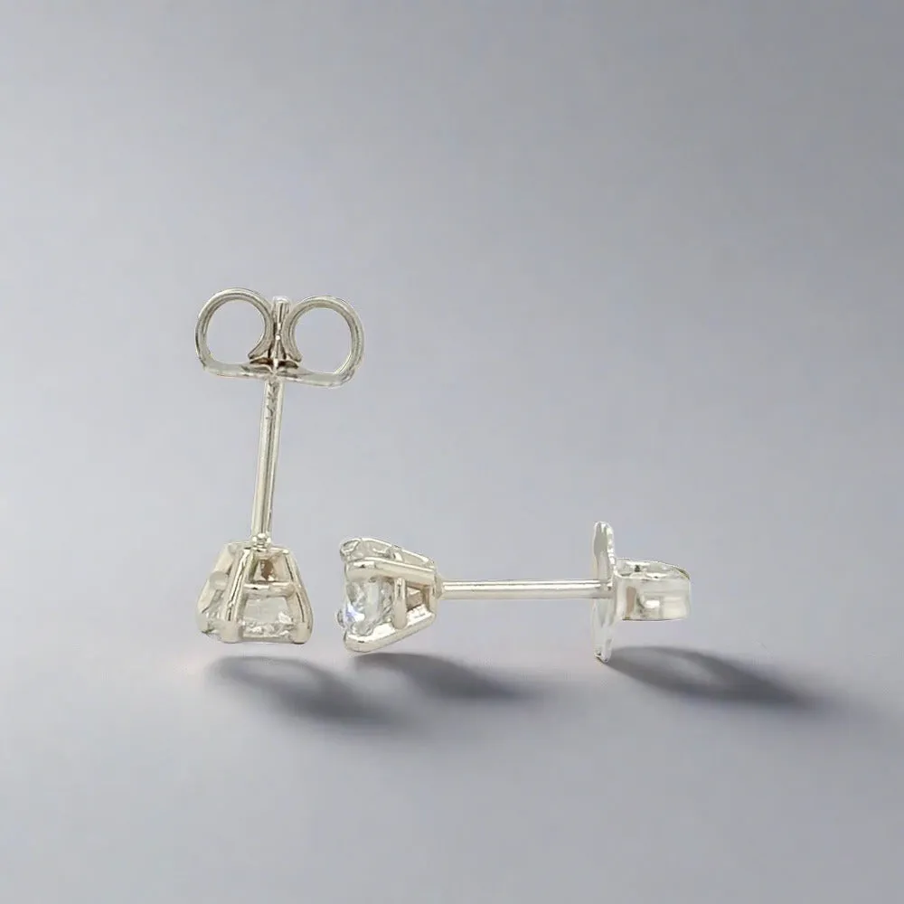 14K W Gold 0.53ctw F/I1 Lab-Created Diamond Earrings