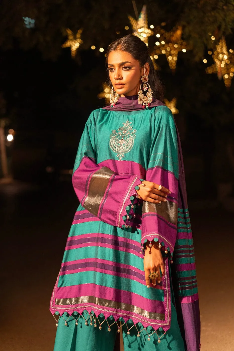 2 Pc Embroidered Yarn Dyed Suit With Yarn Dyed Dupatta