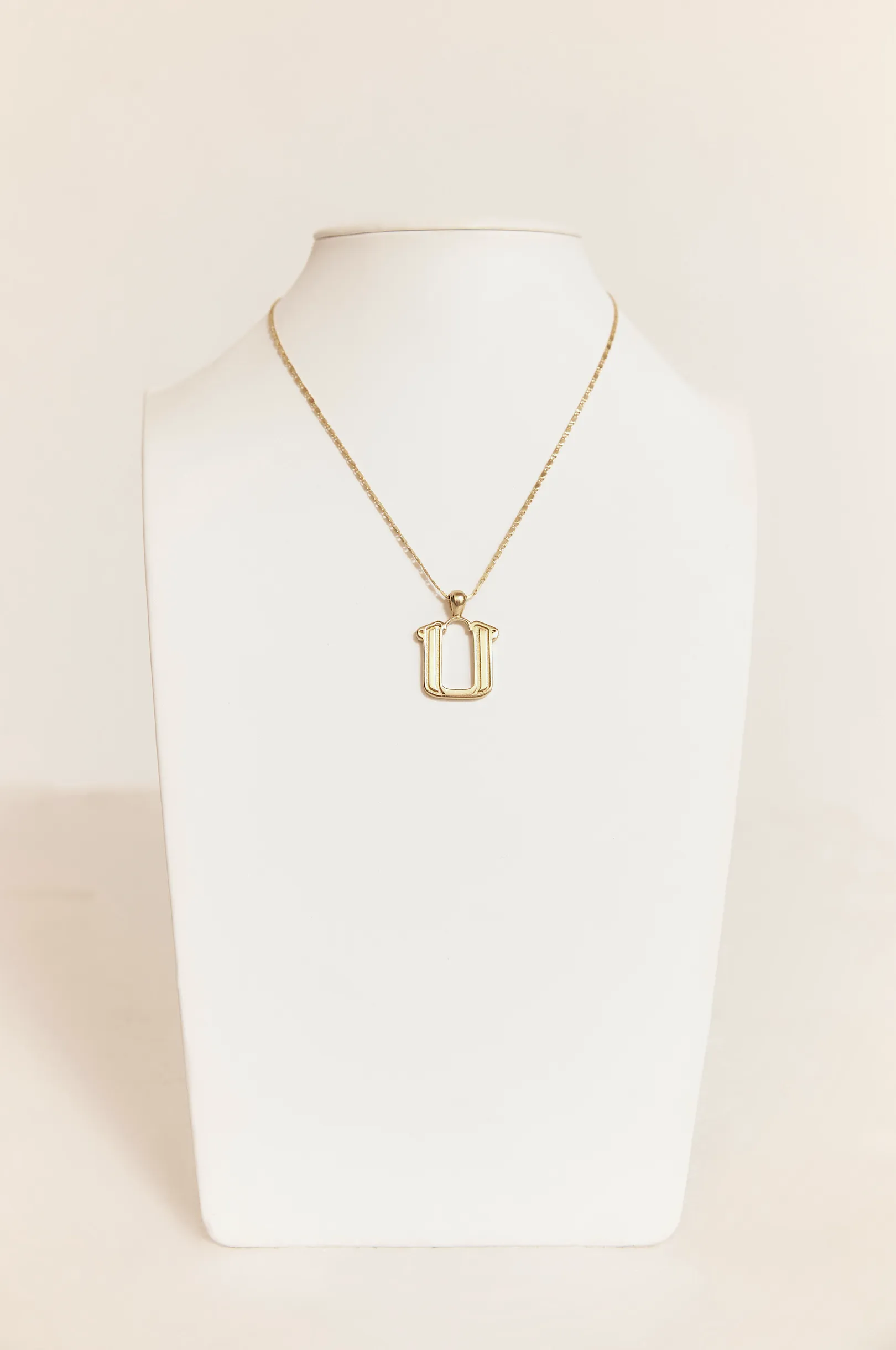 ALPHABET PENDANT NECKLACE