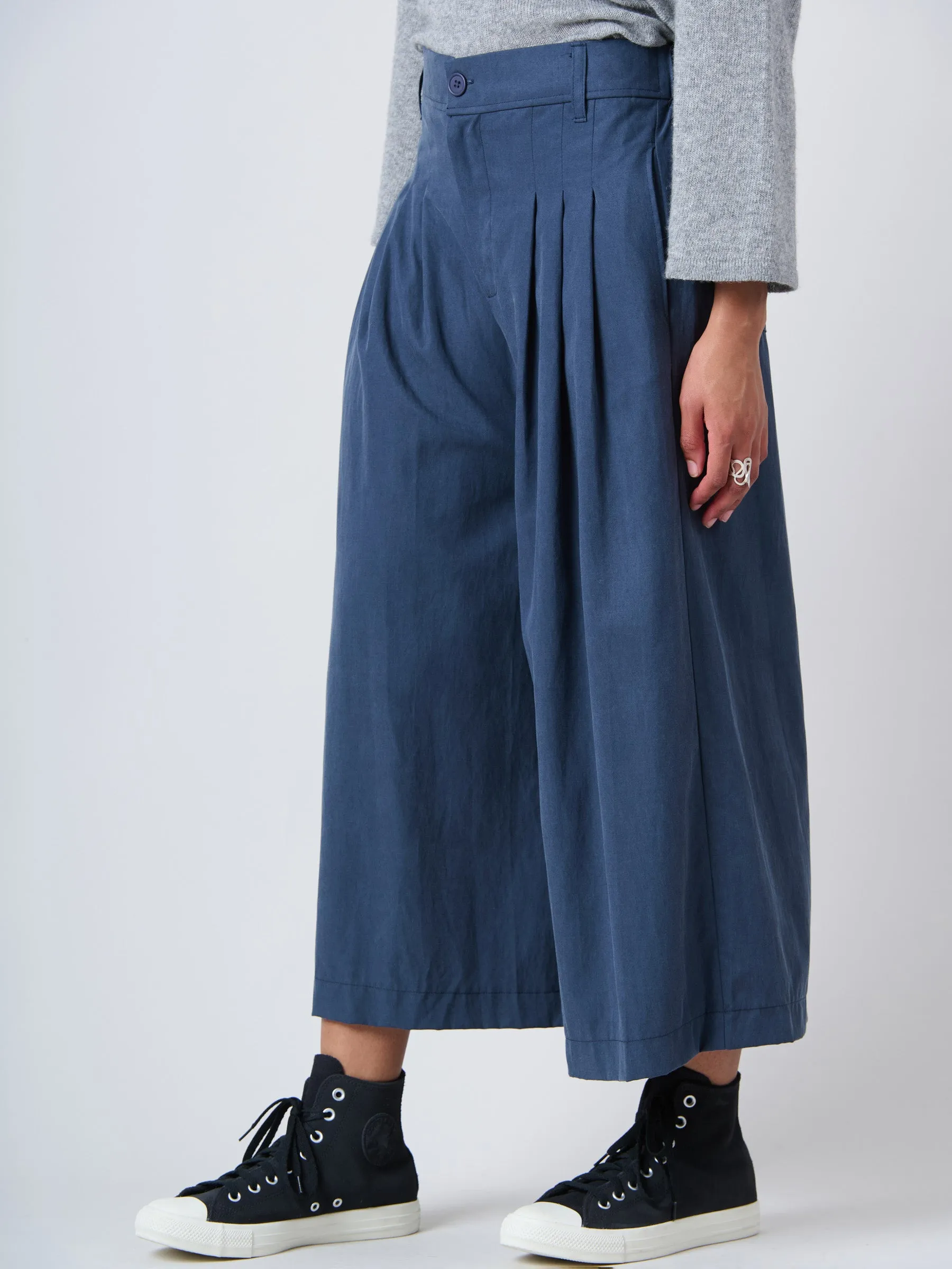 Cropped Wide Leg Tencel® Trousers with Back Pockets