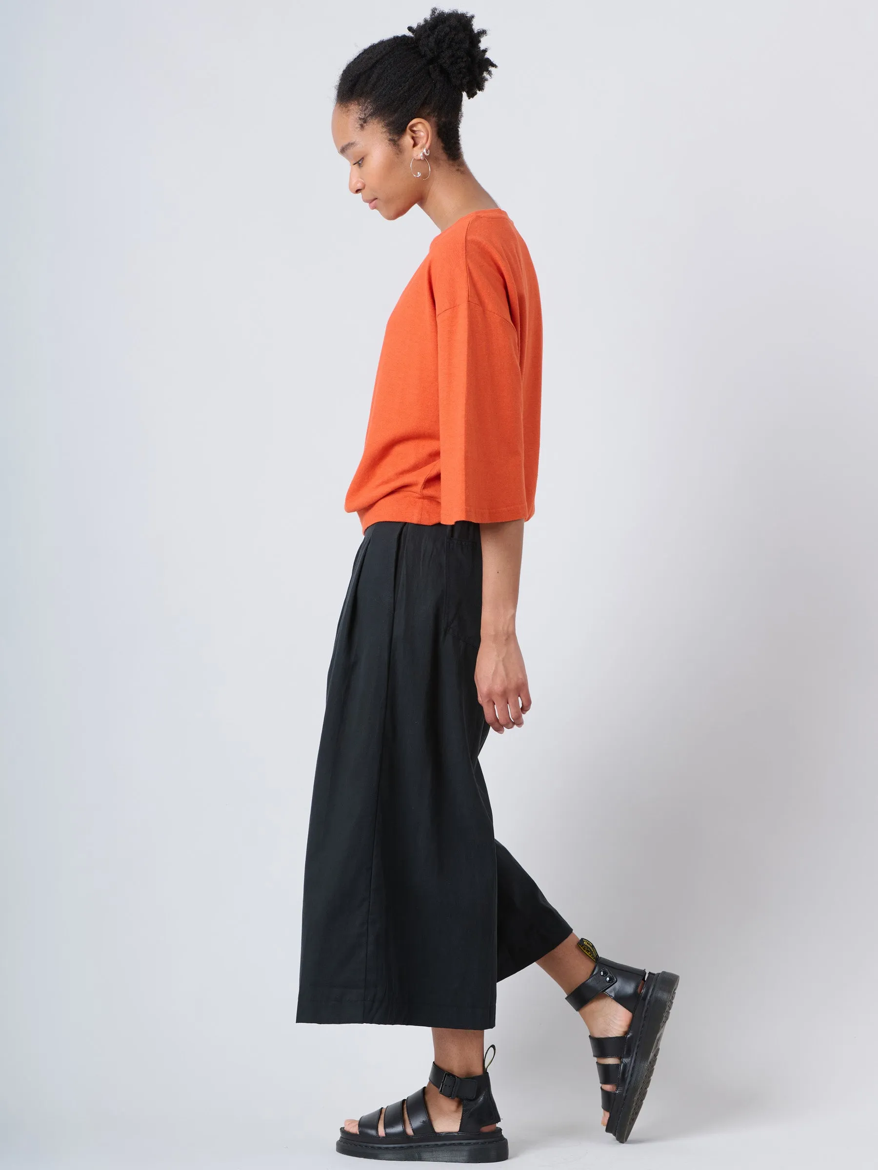 Cropped Wide Leg Tencel® Trousers with Back Pockets