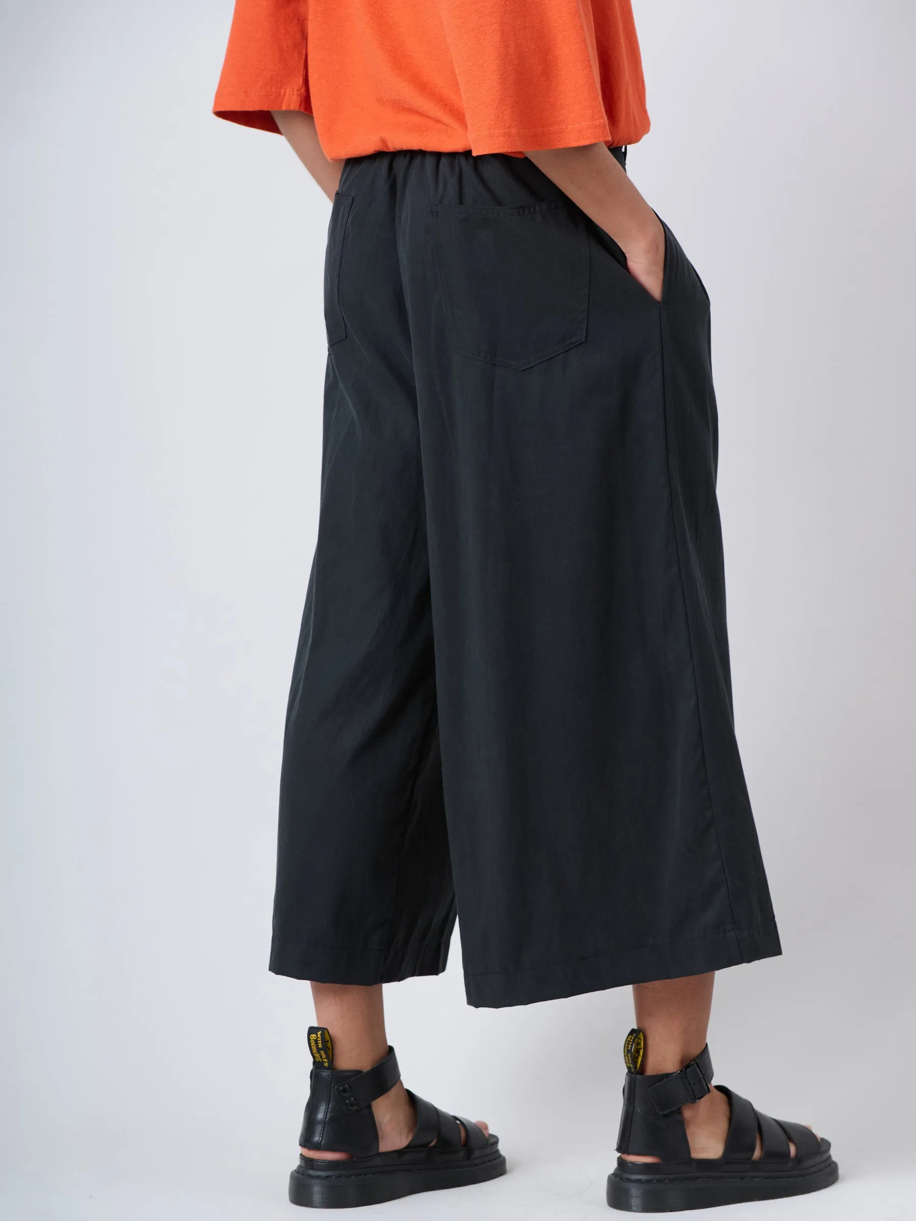 Cropped Wide Leg Tencel® Trousers with Back Pockets