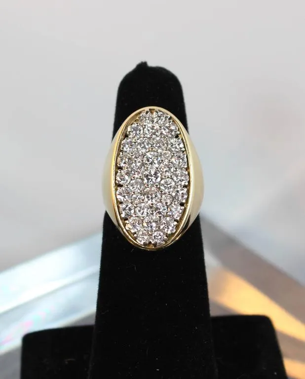 DIAMOND Circa 1970s Italian Ring 18 Karat Yellow Gold Size 6