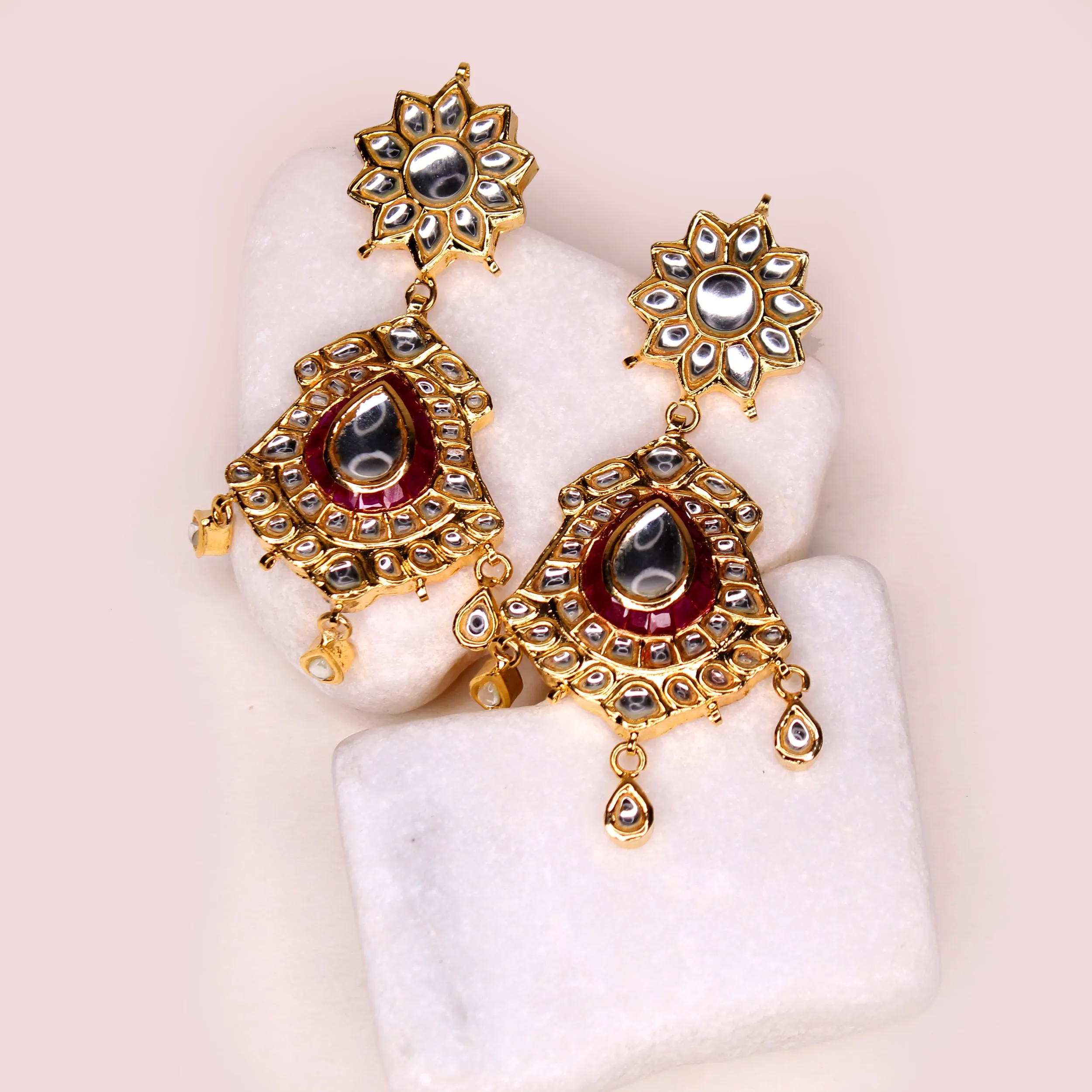 Earrings in Kundan with Red Enamel