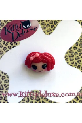 Kitty Deluxe Broochlette Mini Brooch in Red Dolly