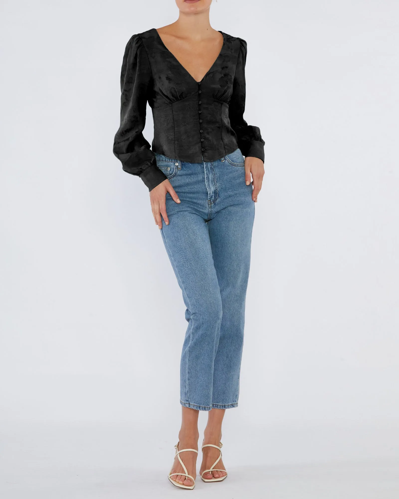 Loren Linen Jacquard V-Neck Top - Nero