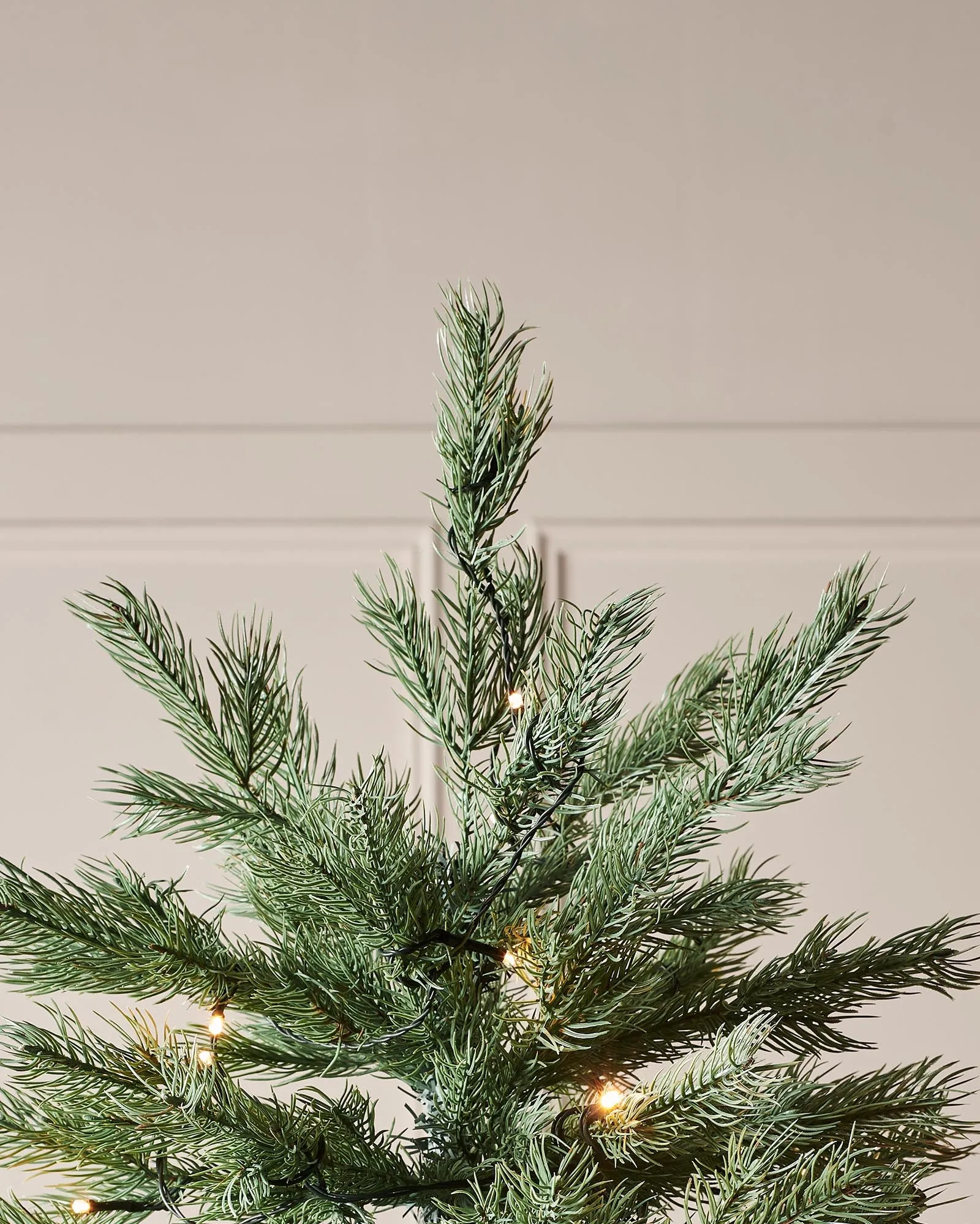 Pre-Lit Colorado Blue Spruce Christmas Tree, 7 ft